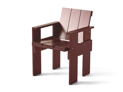 CRATE - Pine garden chair with armrests _ Hay