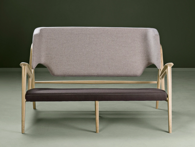 TISA - Fabric small sofa _ HOOKL und STOOL