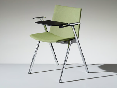 HL³ - Training chair with writing tablet _ LAMM