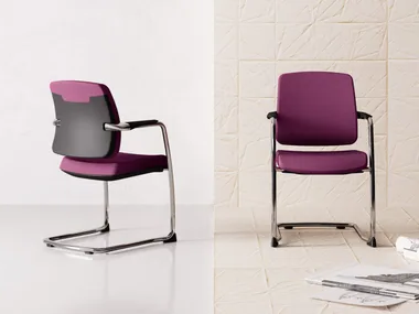 OSCAR - Cantilever fabric training chair with armrests _ Las Mobili