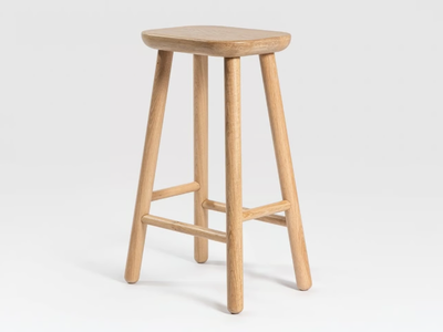 JASPER COUNTER - Oak stool with footrest _ Liqui Contracts