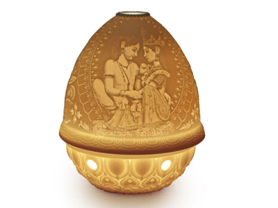DIVINE LOVE - Cordless porcelain table lamp _ Lladró