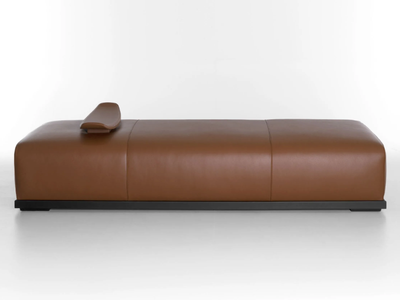 DAR - Leather day bed _ Lorenzo Tondelli