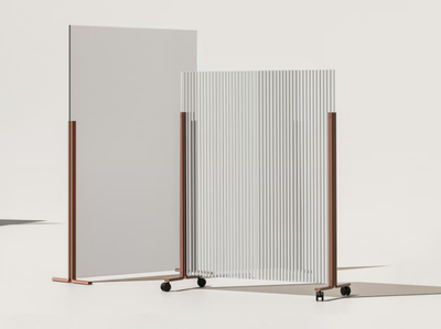 HINOKI - Free standing polycarbonate office screen with casters _ Manerba