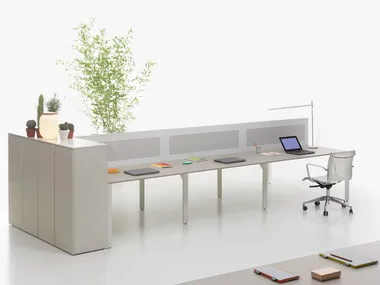 YOU-ECO - Multiple rectangular office desk with sound absorbing screens _ Manerba