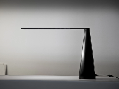 ELICA - LED aluminium table lamp _ Martinelli Luce