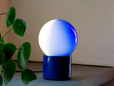 PULCE - Opal glass table lamp _ Martinelli Luce