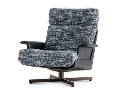 DAIKI - Armchair with 4-spoke base with armrests _ Minotti