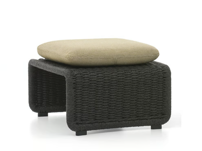 HALLEY OUTDOOR - Outdoor pouf _ Minotti