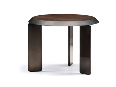 KEEL - Round eucalyptus coffee table _ Minotti