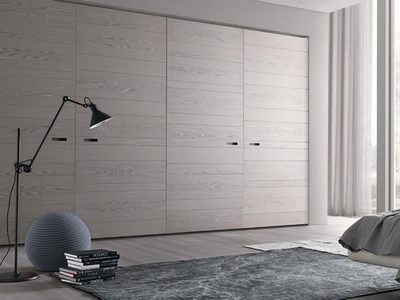 LEXINGTON - Custom wooden wardrobe with coplanar doors _ MisuraEmme