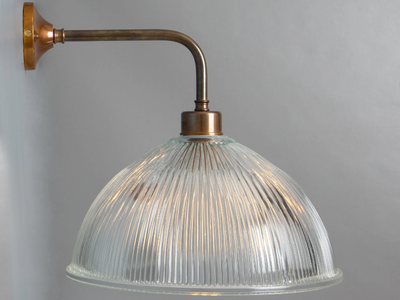NOVA - Brass wall lamp _ mullan lighting