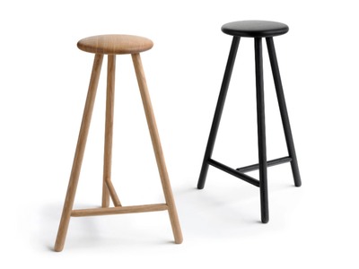 PERCH - Oak stool with footrest _ Nikari