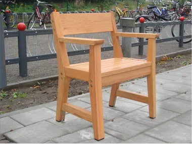 VEJBY - Wooden garden chair with armrests _ Nola Industrier