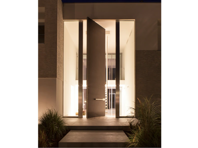 SYNUA - Pivot safety door with electronic lock _ OIKOS VENEZIA