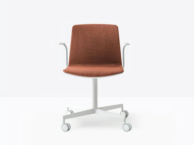 NOA 728 - Upholstered chair with 4-spoke base with armrests _ Pedrali