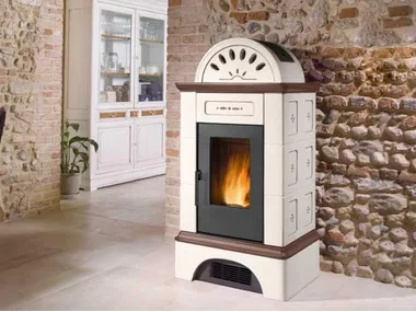 BRUNICO 5 STARS - Pellet faïence stove _ Piazzetta
