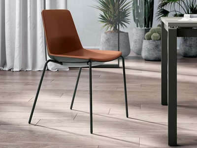 CLUE - Reception chair _ Quadrifoglio Group