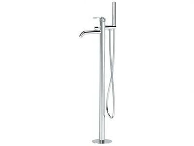 ATELIER - Floor standing bathtub mixer with hand shower _ Remer Rubinetterie