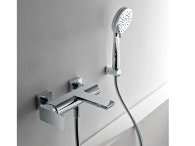 HASK - Wall-mounted brass bathtub set with hand shower _ Rubinetterie Treemme