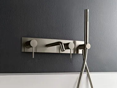 UP+ - Wall-mounted Recessed brass bathtub set with plate _ Rubinetterie Treemme