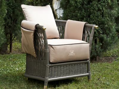 VEGA - Garden armchair with removable cover with armrests _ Samuele Mazza Outdoor