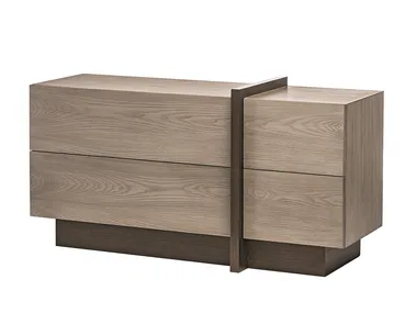 BREAK - Wooden chest of drawers _ Shake