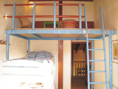 T8 - Steel Mezzanine _ SVELT