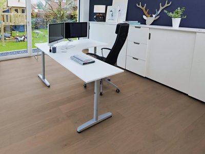 K04 OAK OCHRE BROWN - 3 layers oak parquet _ Ter Hürne