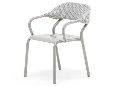 NOSS - Stackable aluminium chair with armrests _ Varaschin