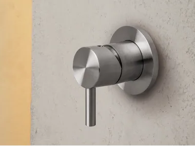 FLOW.ERS 410.01.100 - Wall-mounted single handle washbasin mixer _ WEISS-STERN