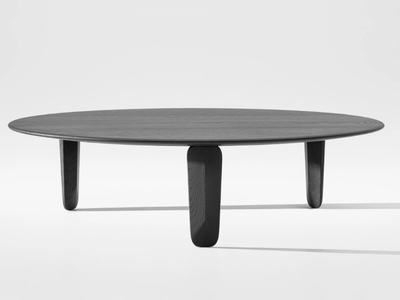 KUYU - Low round solid wood coffee table _ ZEITRAUM