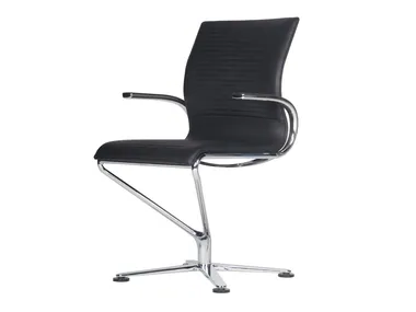 RIOLA - Leather training chair with armrests _ ZÜCO